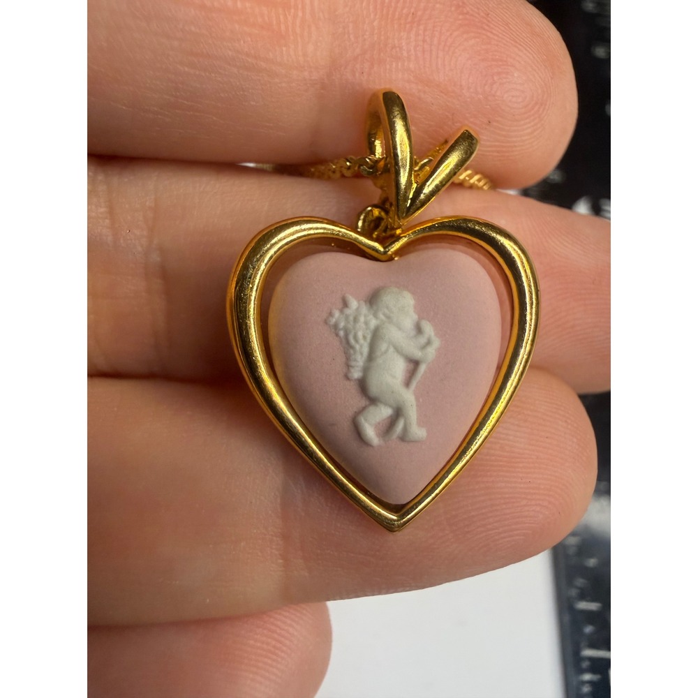 Wedgwood Pink Jasperware Heart Pendant Necklace Gold Tone Cherub Cupid England